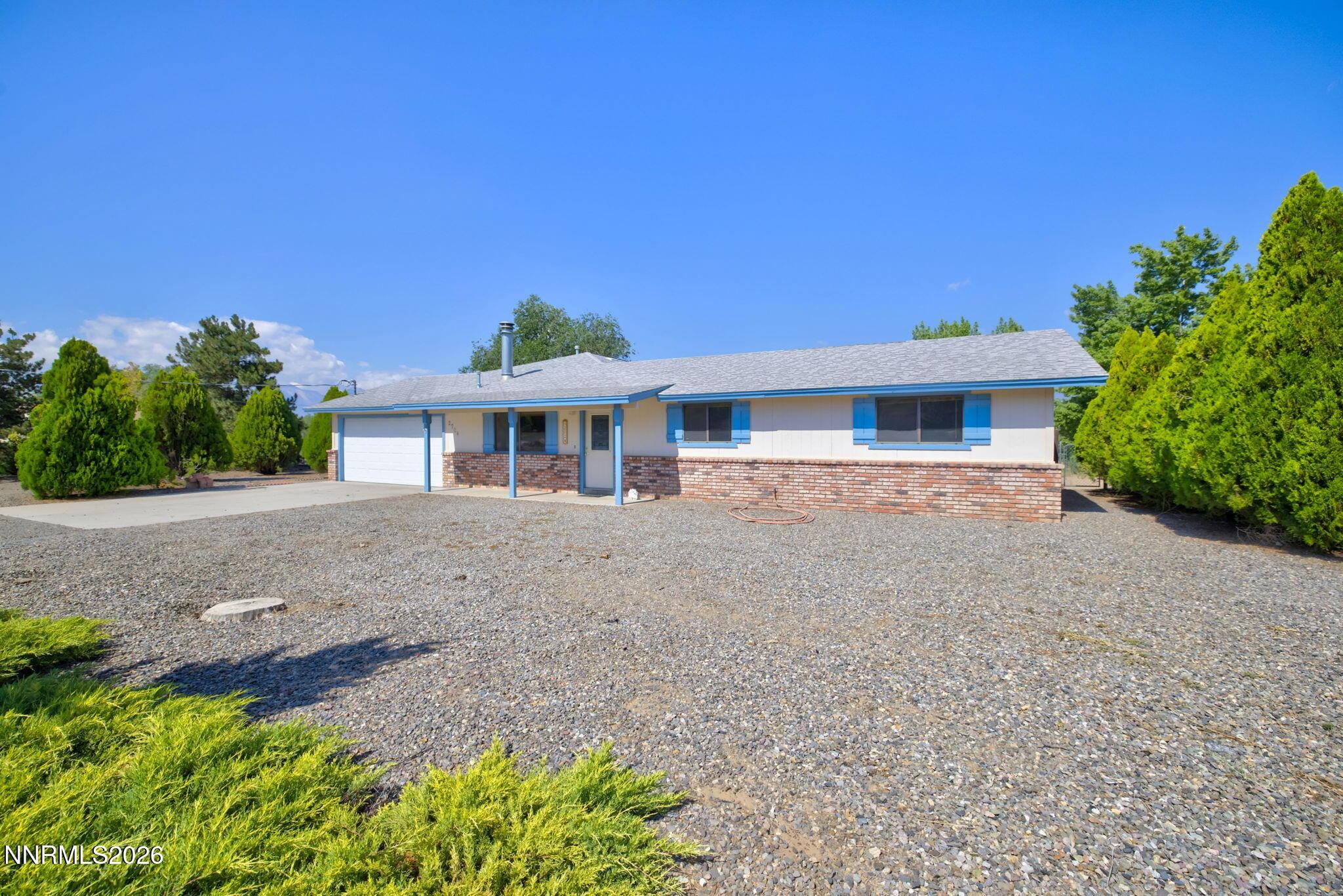 Image 3: 5-web-or-mls-2724 Stewart-5