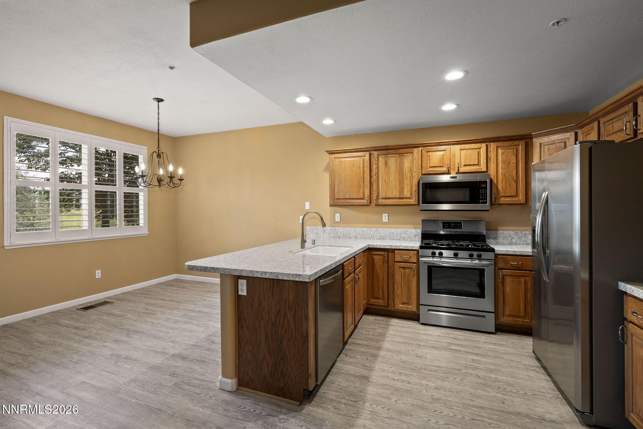 Image 3: 9-web-or-mls-_DSC0272