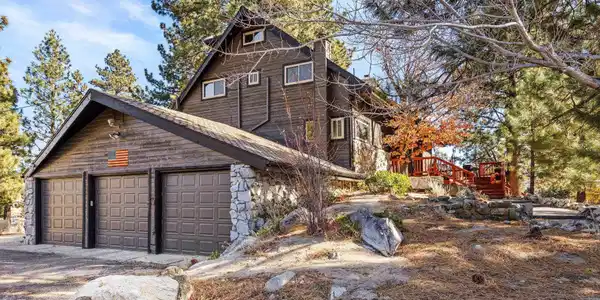 3055 old us hwy 395