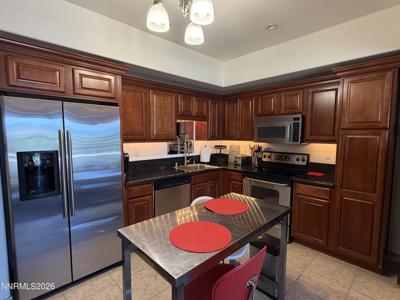 200 W 2nd Street