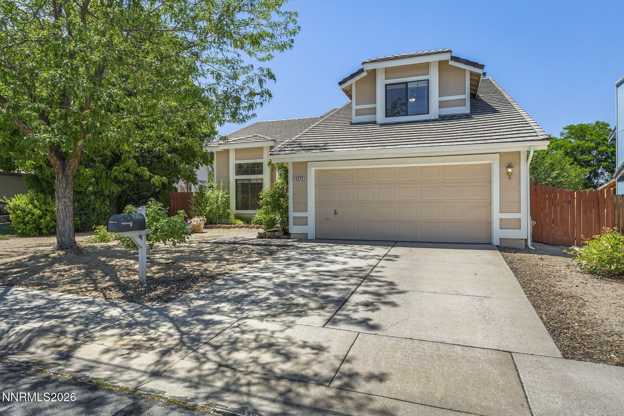 Image 2: Lots of Driveway Space