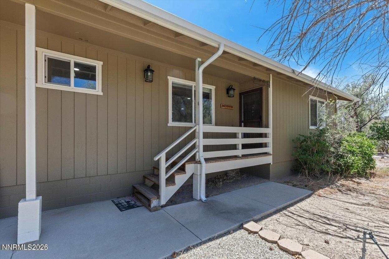 Image 3: 34 Mesa_56 front entry