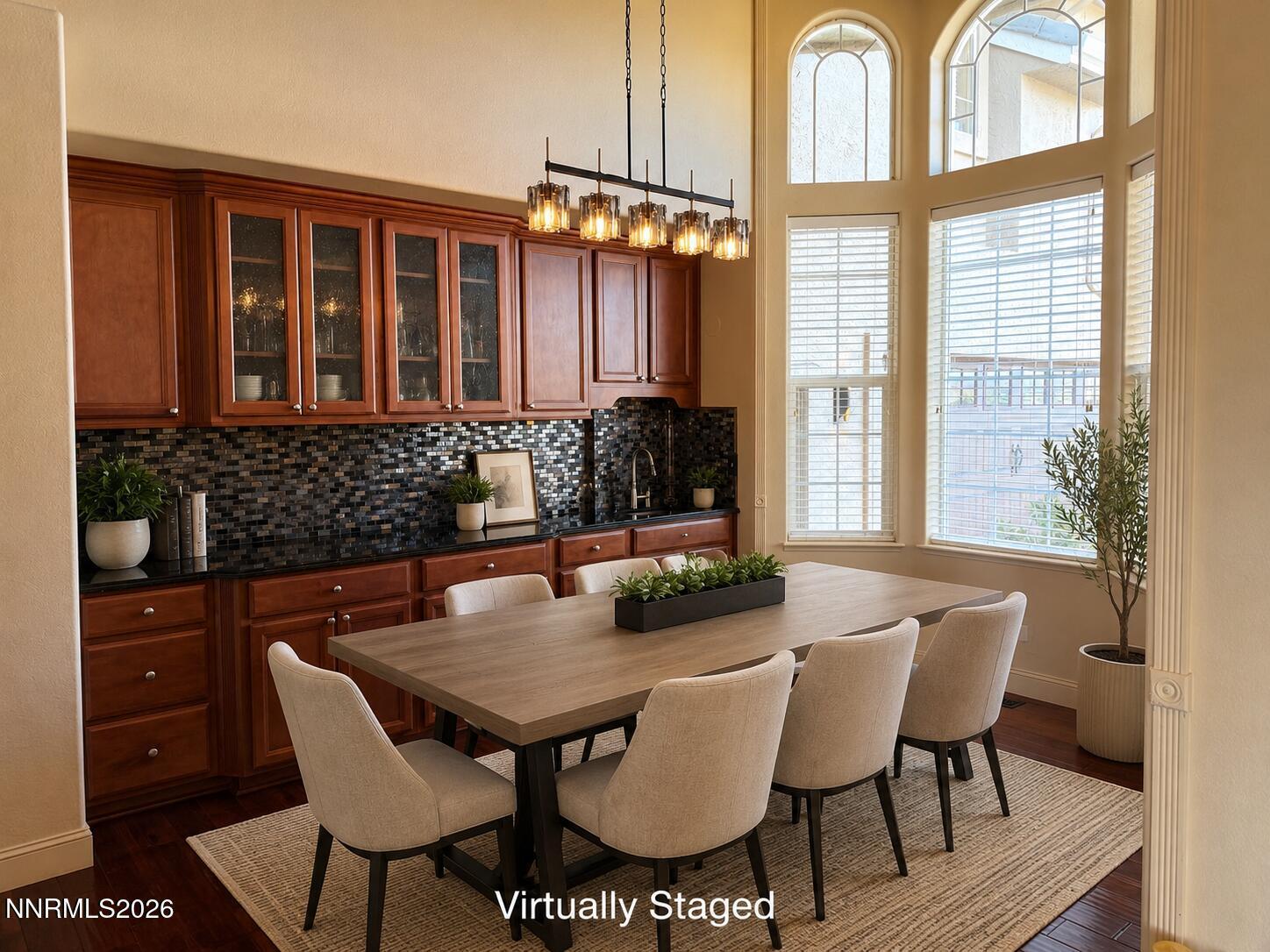 Image 3: Dining Room