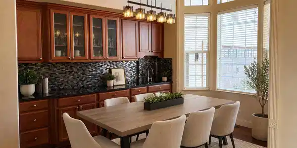 Image 3: Dining Room