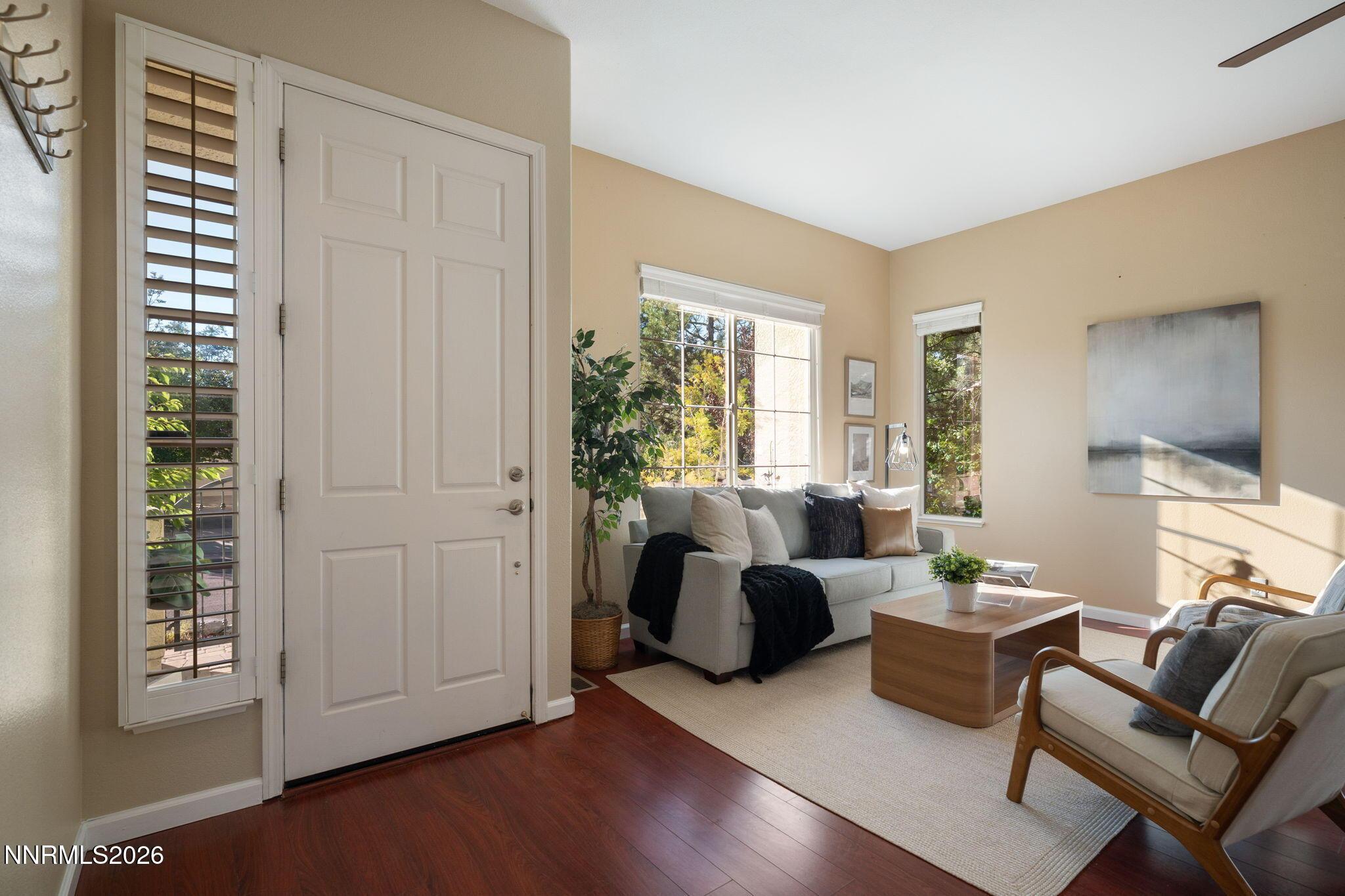 Image 4: 9-web-or-mls-1840 Hunter Creek-10