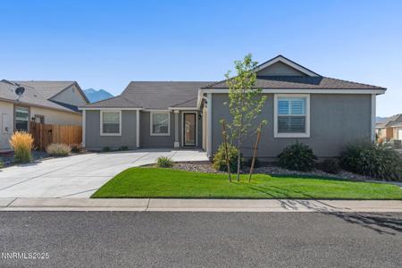 774 E Cottage Loop