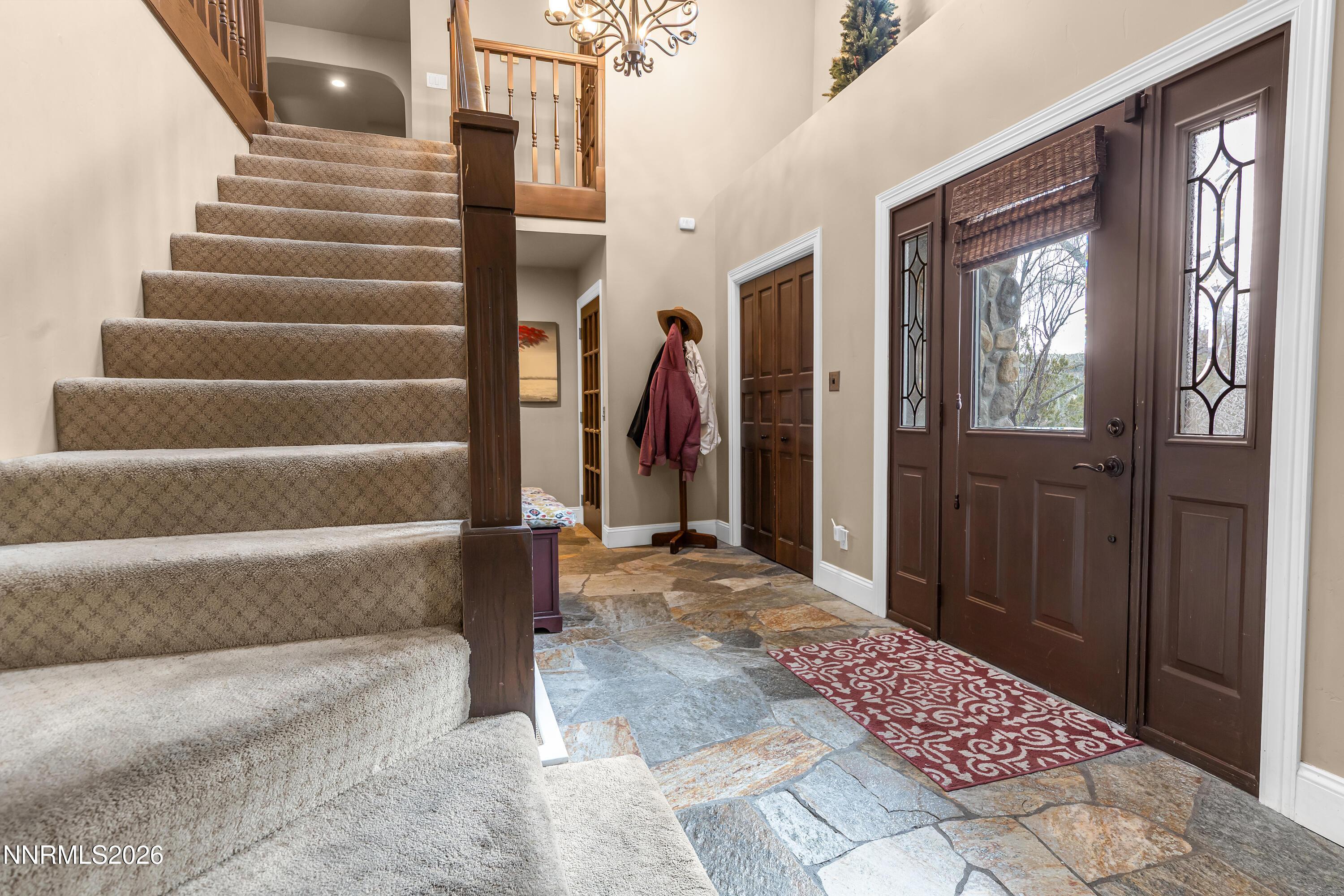 Image 3: Longknife4260-012