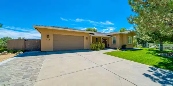 310 Kitts Way