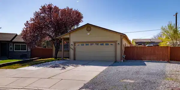 6225 W Choctaw Court