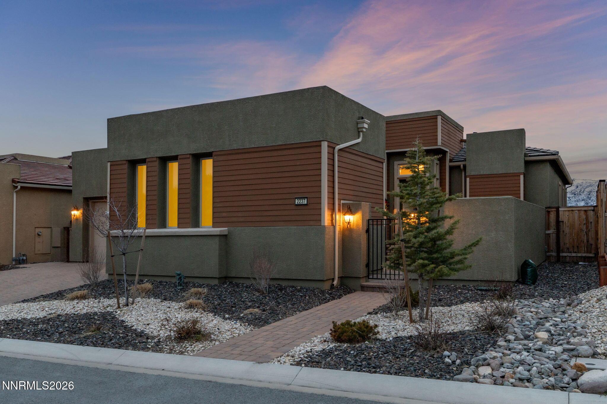 Image 2: 12-web-or-mls-2237 Cold Creek Trail twil