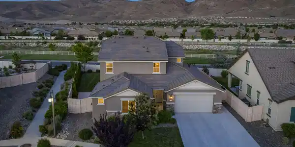 Image 2: 4-web-or-mls-DJI_0356