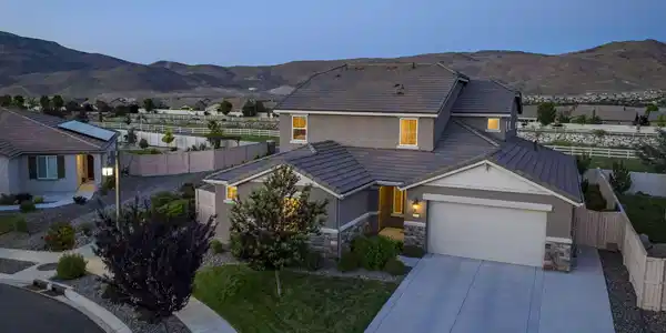 Image 3: 7-web-or-mls-DJI_0362