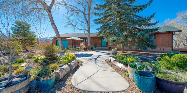 329 River Road