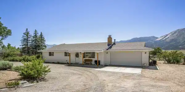 1475 Brenda Way