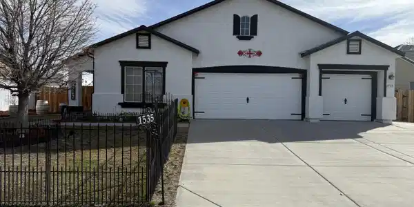 1535 Sequoia Street