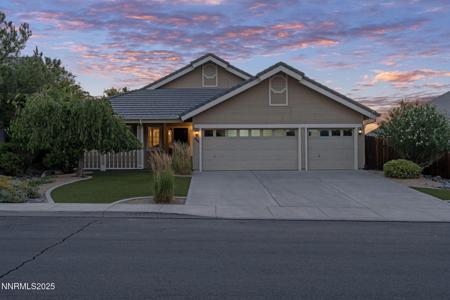 4535 Desert Hills Drive