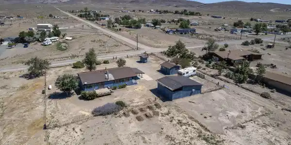 Image 4: 5-web-or-mls-DJI_0552-Edit