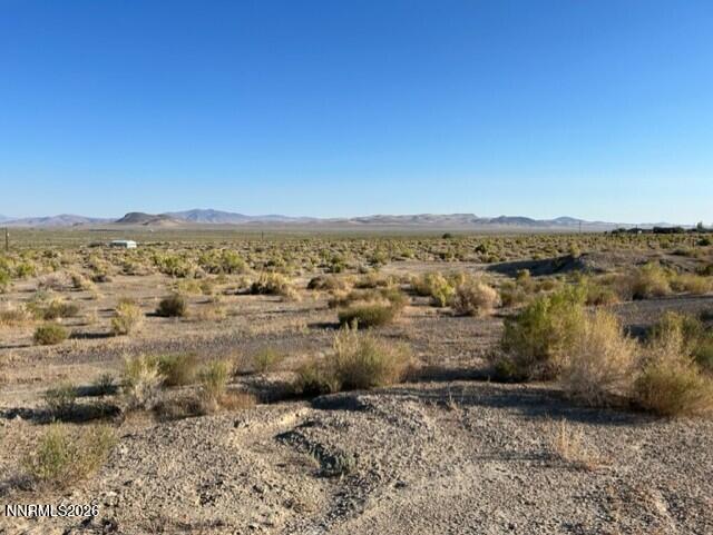 Image 2: 3