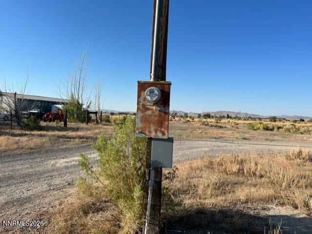 Image 3: 4