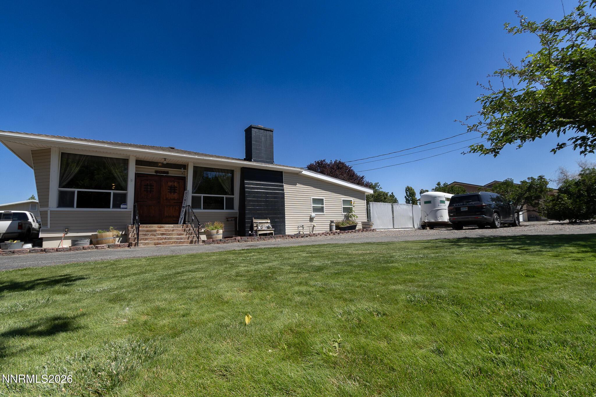 Image 3: -MLS-6
