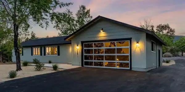 6000 Goldenrod Drive