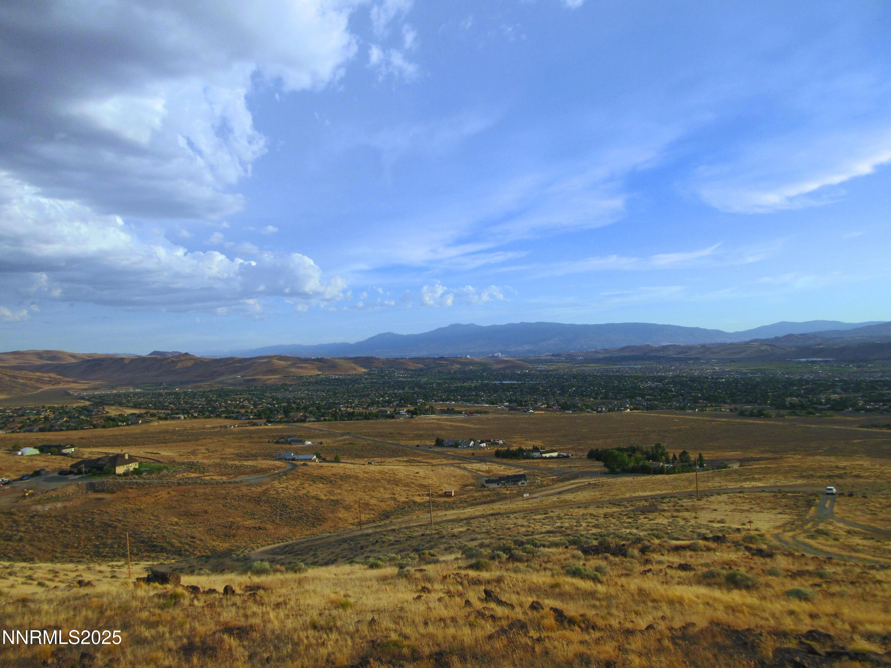 Image 2: Lot 4