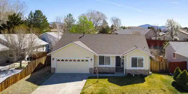 3539 Smoketree Avenue