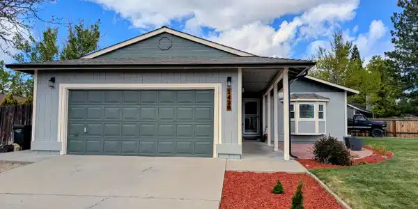 1420 Berry Lane