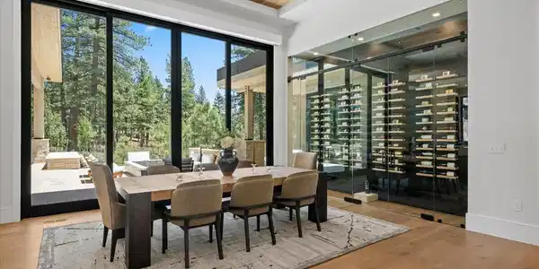 Image 4: Dining Room & Wine Refrigerator