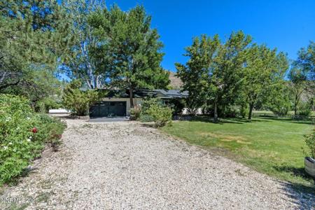 22900 Carriage Drive