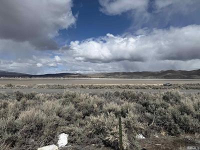 23 N Hwy 395