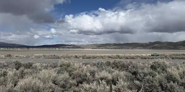 23 N Hwy 395