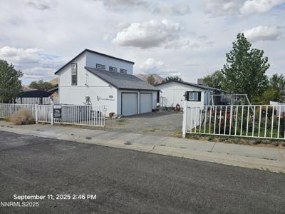 4325 Moon Lane