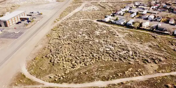 Image 2: 530 Front Drone 4