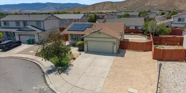 18327 Vineyard Court
