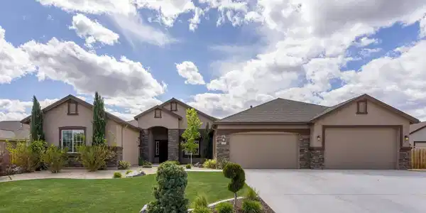 9825 Hayfield Drive