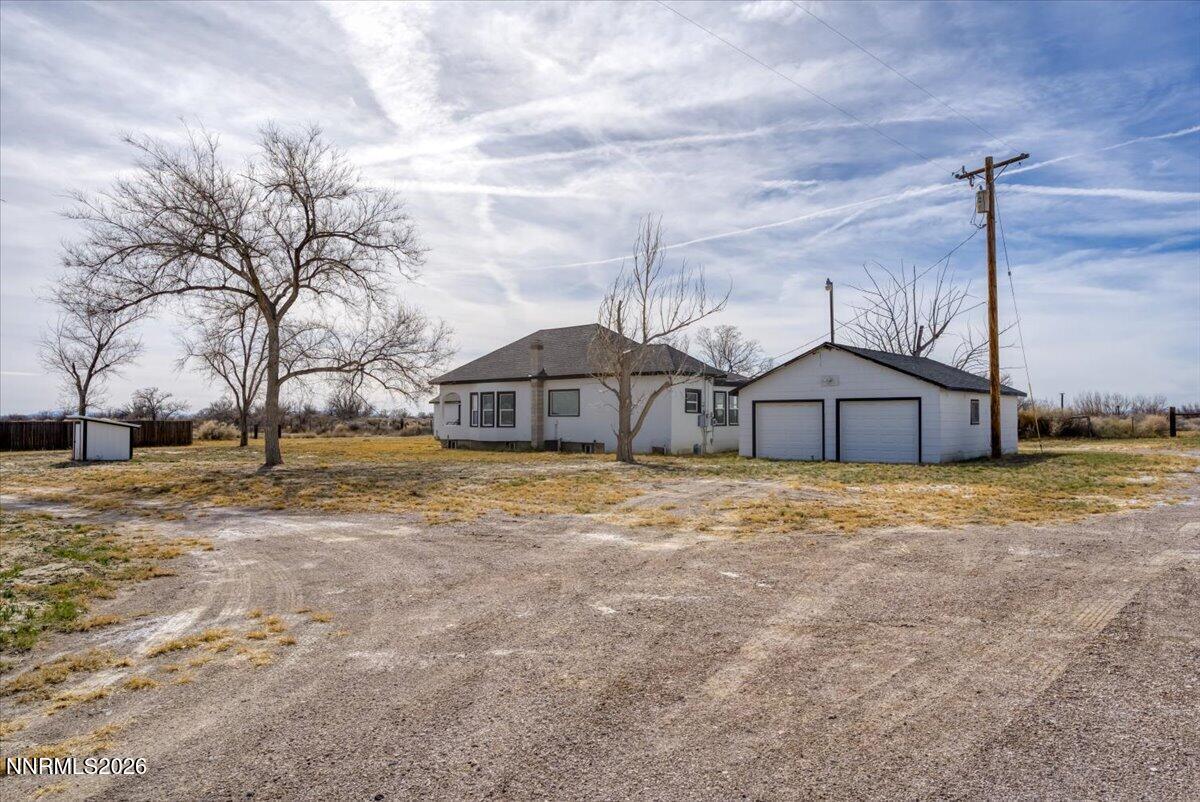 Image 1: 04-4995 Portuguese Ln Fallon NV 89406 (4