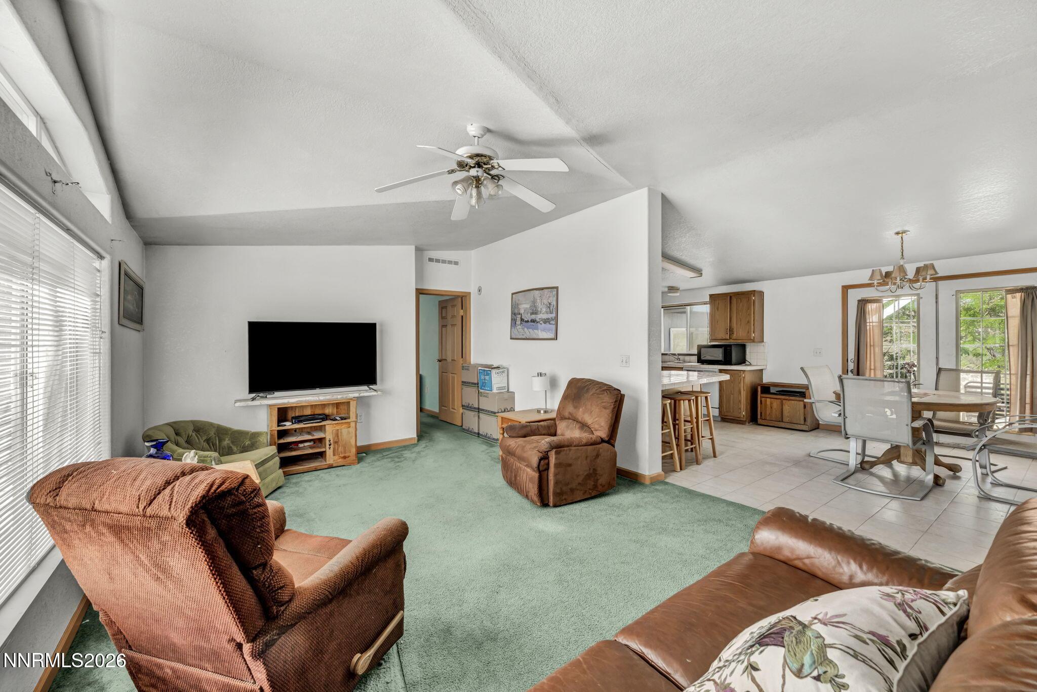 Image 3: 44-web-or-mls-230-quarter-horse-cir