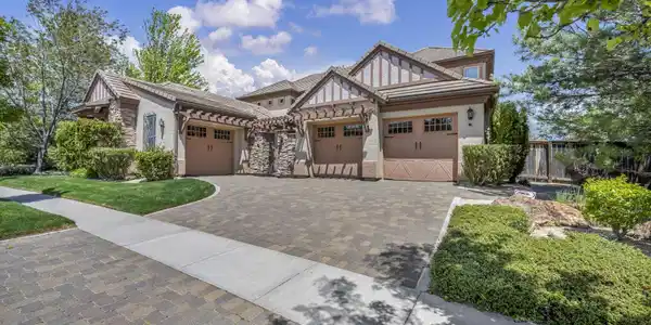 1840 Laurel Ridge Drive