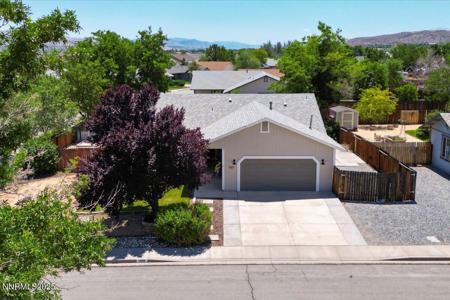 1320 Longspur Way