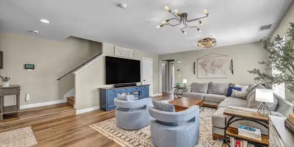 485 Sondrio Court