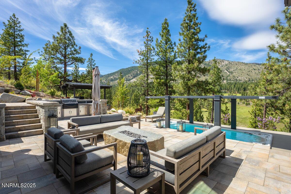 Image 2: Meadow view patio