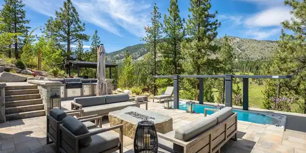 Image 2: Meadow view patio