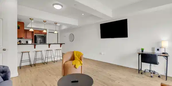 Image 4: living room 4