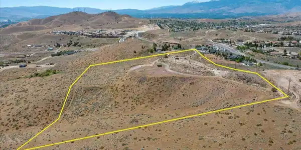 Image 3: Overview