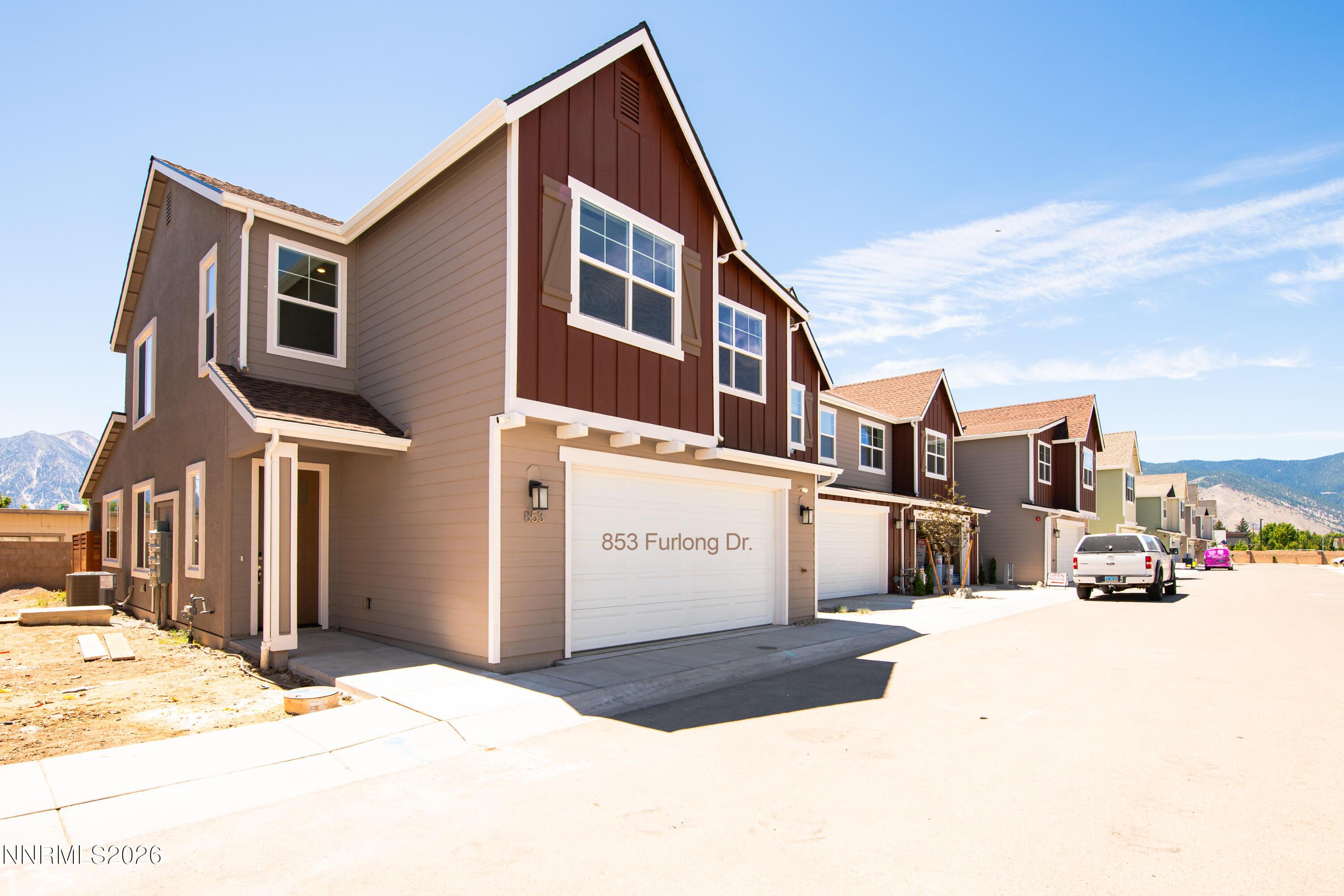 Image 4: 853 Furlong Dr-2