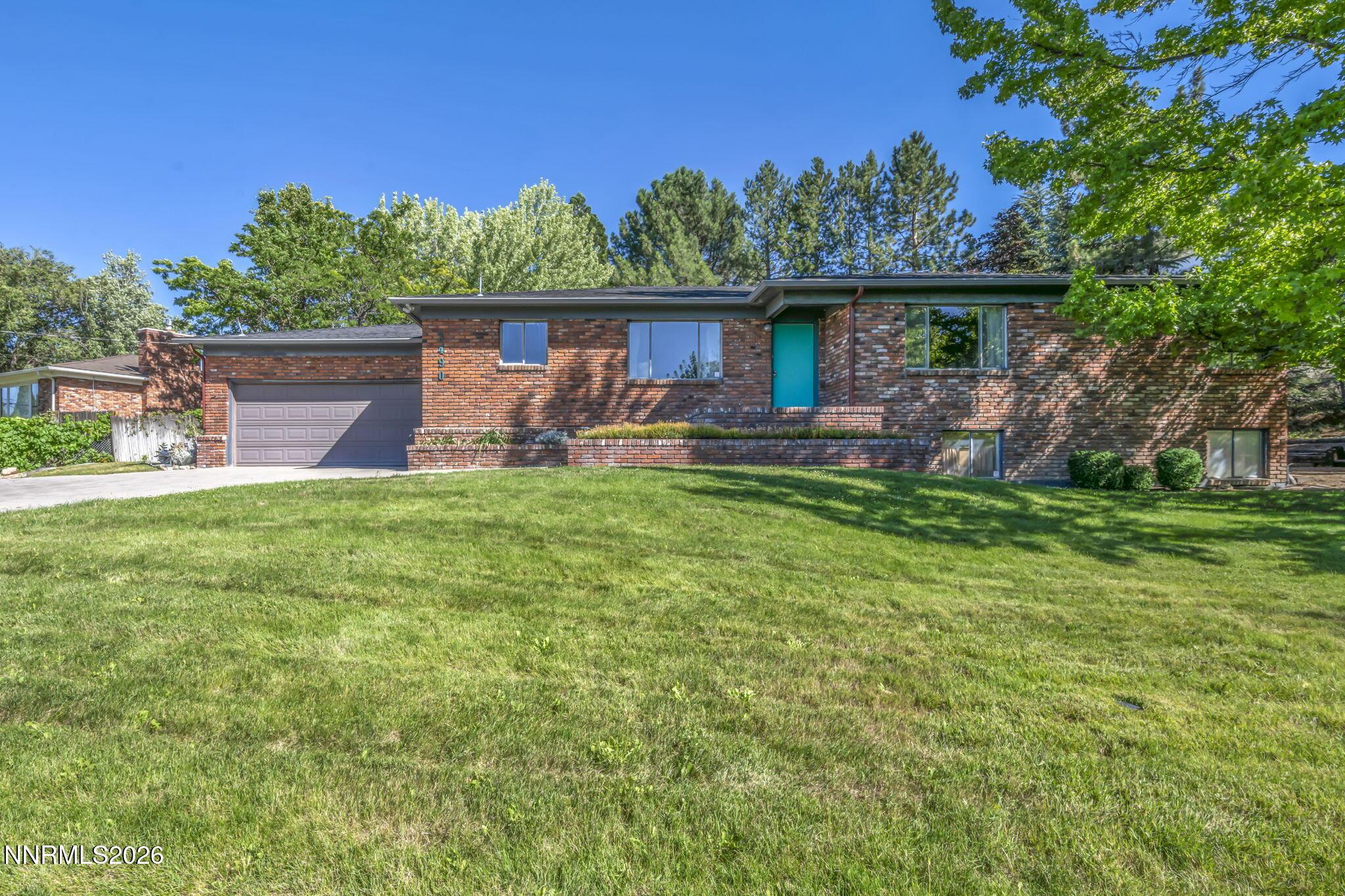 Image 1: 2-web-or-mls-3490-w-plumb-ln