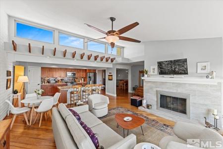 3425 Skyline Boulevard