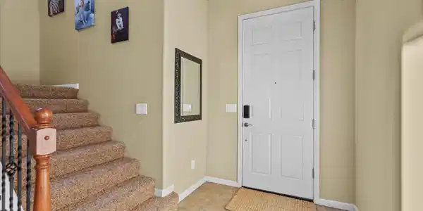 Image 4: Entrance