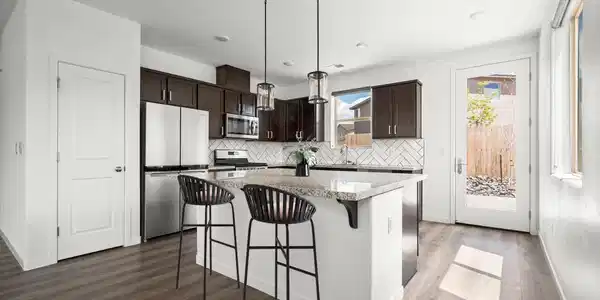 556 Vaquero Court